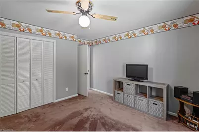 328 Country Club Road, Wilkesboro, NC 28697 - Photo 20