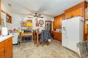 205 Greystone Dr, King, NC 27021 - Photo 10