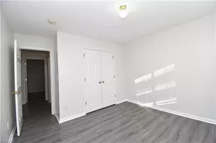 2553 Stratford Lake Rd, Winston-Salem, NC 27103 - Photo 12