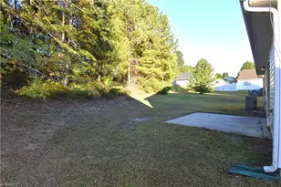 2553 Stratford Lake Rd, Winston-Salem, NC 27103 - Photo 18