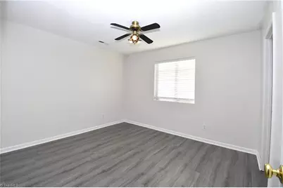 2553 Stratford Lake Road, Winston-Salem, NC 27103 - Photo 8