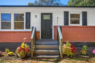 621 North St, Eden, NC 27288 - Photo 4