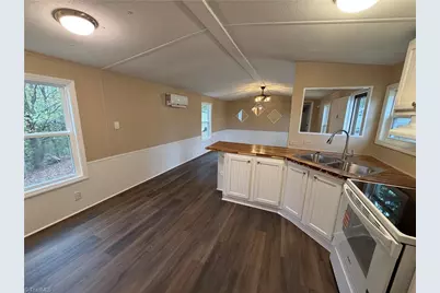 1015 Patterson Farm Road, Pinnacle, NC 27043 - Photo 4