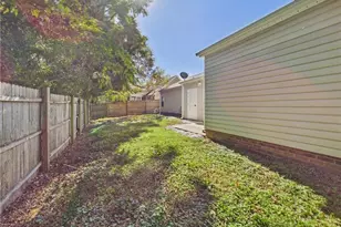 2126 Carlisle Way, High Point, NC 27265 - Photo 28