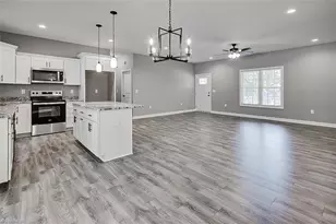 214 Vancroft St, Asheboro, NC 27205 - Photo 12