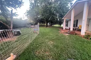 4666 Seward Rd, Pfafftown, NC 27040 - Photo 2