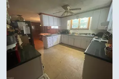 4666 Seward Road, Pfafftown, NC 27040 - Photo 14