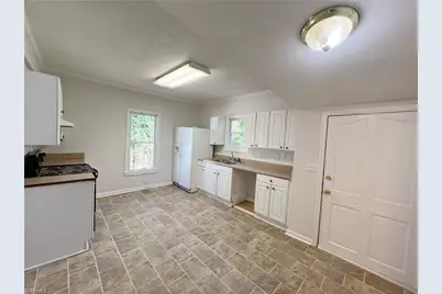 823 Silver Avenue, Greensboro, NC 27403 - Photo 14