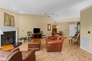 47 Mansfield Cir, Greensboro, NC 27455 - Photo 10