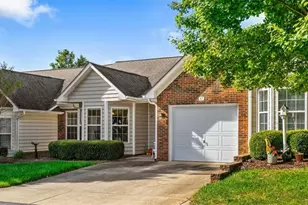 47 Mansfield Cir, Greensboro, NC 27455 - Photo 2