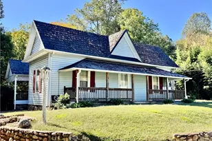 176 2nd St, Ronda, NC 28670 - Photo 2