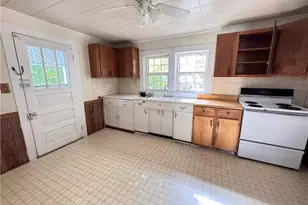 176 2nd St, Ronda, NC 28670 - Photo 1