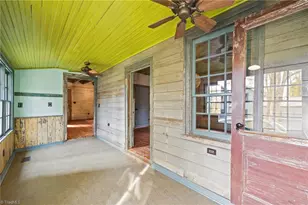 2463 Glencoe St, Burlington, NC 27217 - Photo 18