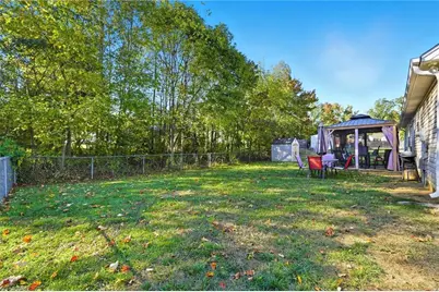 3772 Cheshire Place Court, Winston-Salem, NC 27106 - Photo 32