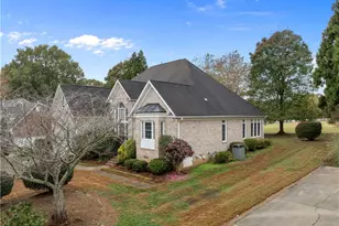 805 Haddington Ct, Whitsett, NC 27377 - Photo 4