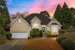 805 Haddington Ct, Whitsett, NC 27377 - Photo 2