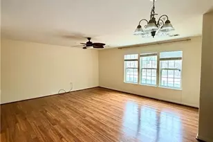 4705 Pennoak Ln, Greensboro, NC 27407 - Photo 8