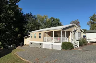 104 Hummingbird Cir, New London, NC 28127 - Photo 2