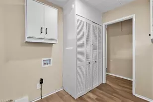2523 Overbrook Dr, Greensboro, NC 27408 - Photo 32