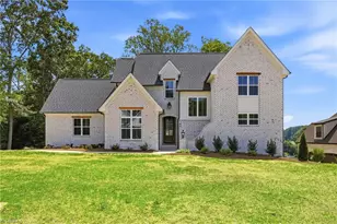 293 Old Heritage Dr, Winston-Salem, NC 27107 - Photo 4