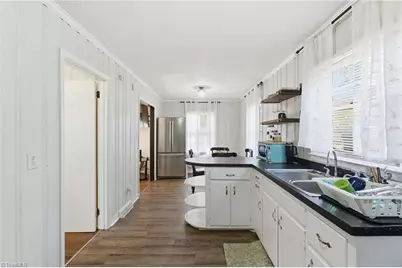 1907 Apex Place, High Point, NC 27260 - Photo 14