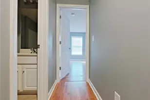 4325 Cedarcroft Ct, Greensboro, NC 27409 - Photo 8