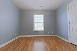 4325 Cedarcroft Ct, Greensboro, NC 27409 - Photo 12