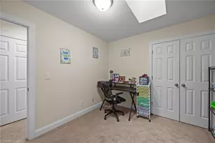 2926 Grove Park Dr, Burlington, NC 27215 - Photo 12