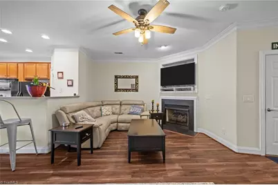 2926 Grove Park Drive, Burlington, NC 27215 - Photo 6