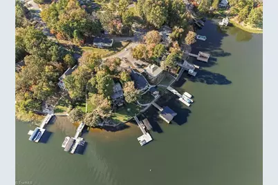 348 Shoreline Road, New London, NC 28127 - Photo 38