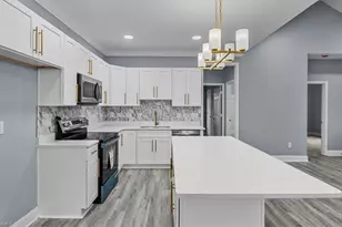 3912 Fairall Dr, Greensboro, NC 27401 - Photo 14