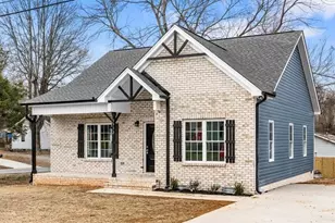 3912 Fairall Dr, Greensboro, NC 27401 - Photo 2