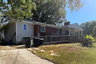 751 Jennifer St, Greensboro, NC 27401 - Photo 2