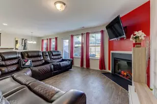 3607 Torrey Ln, Browns Summit, NC 27214 - Photo 8