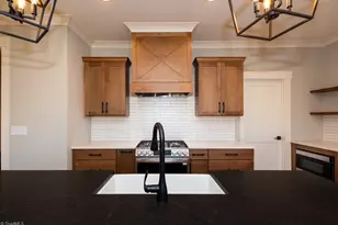 134 Mitchell Rd, Reidsville, NC 27320 - Photo 14