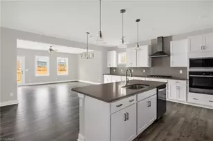 1465 Gunnison Ct, Kernersville, NC 27284 - Photo 10