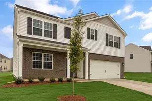 2715 Burgess Dr, Mebane, NC 27302 - Photo 2