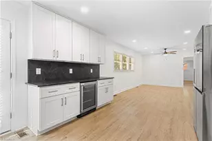 2511 Hickory Ave, Burlington, NC 27215 - Photo 12