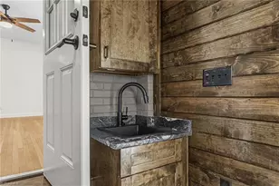 2511 Hickory Ave, Burlington, NC 27215 - Photo 8