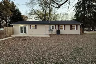 327 Weatherford Dr, King, NC 27021 - Photo 4