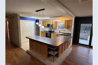 327 Weatherford Drive, King, NC 27021 - Photo 20