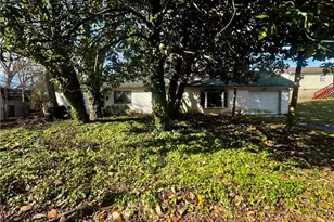 208 Wagstaff St, Thomasville, NC 27360 - Photo 1