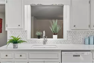 1004 Sherwood Drive, Burlington, NC 27215 - Photo 10