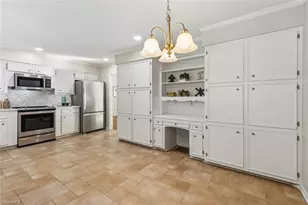 1004 Sherwood Dr, Burlington, NC 27215 - Photo 14