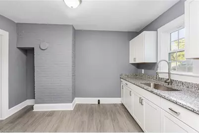 516 Avon Avenue, Burlington, NC 27215 - Photo 14