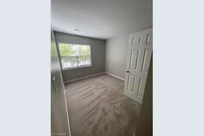 5302 Strasburg Drive, Greensboro, NC 27407 - Photo 12