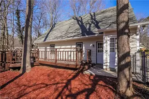 4805 Yorkwood Dr, Greensboro, NC 27407 - Photo 16