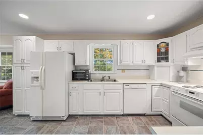 816 Newington Drive, Clemmons, NC 27012 - Photo 10