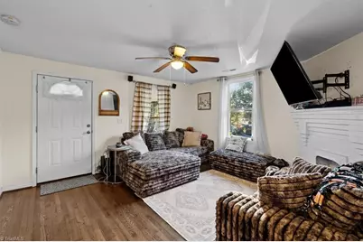 804 Wentworth Street, Reidsville, NC 27320 - Photo 8