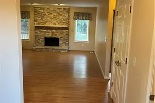 176 Kinloch Ct, Winston-Salem, NC 27104 - Photo 2